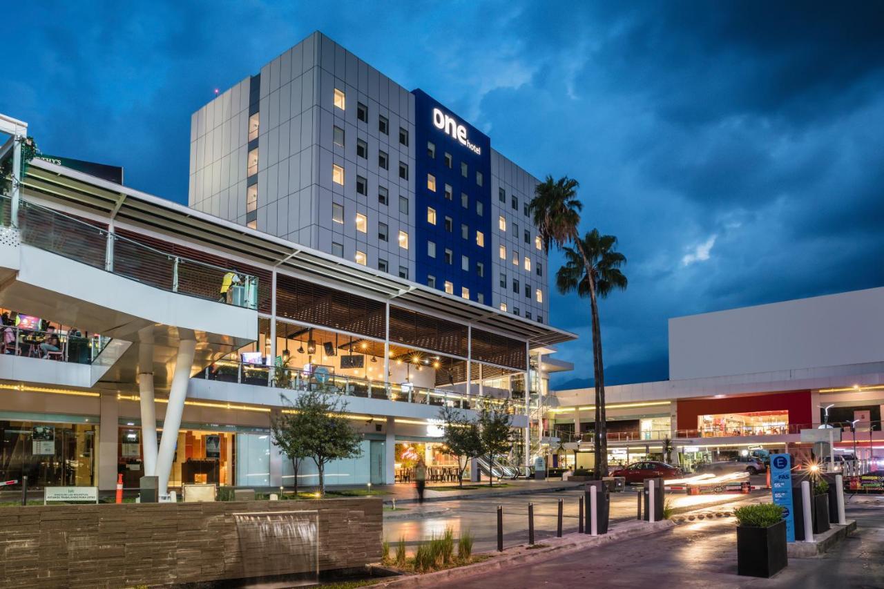 Отель One Monterrey Tecnologico Экстерьер фото
