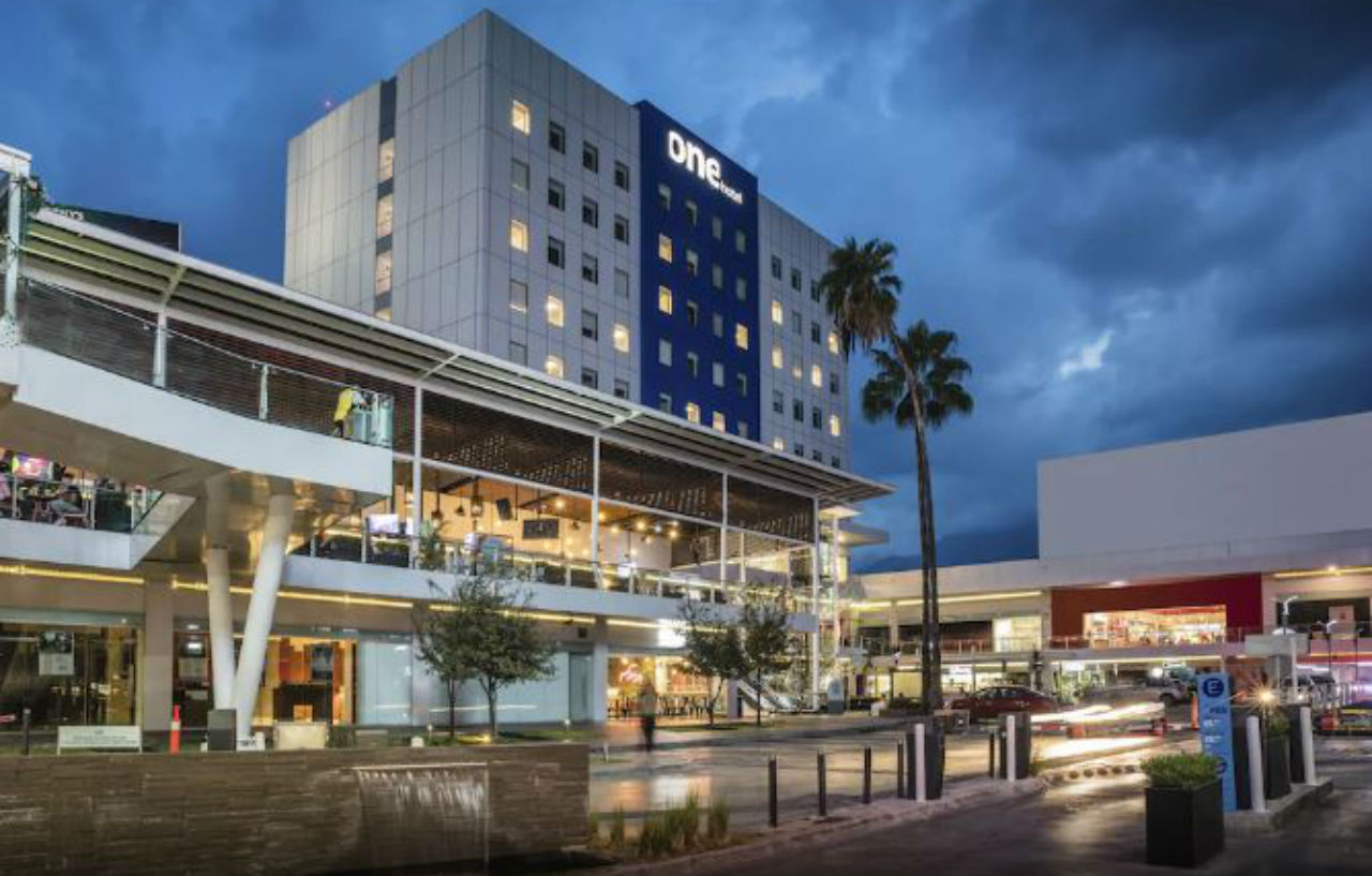 Отель One Monterrey Tecnologico Экстерьер фото