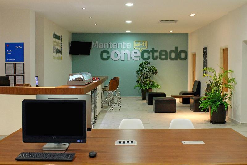 Отель One Monterrey Tecnologico Экстерьер фото